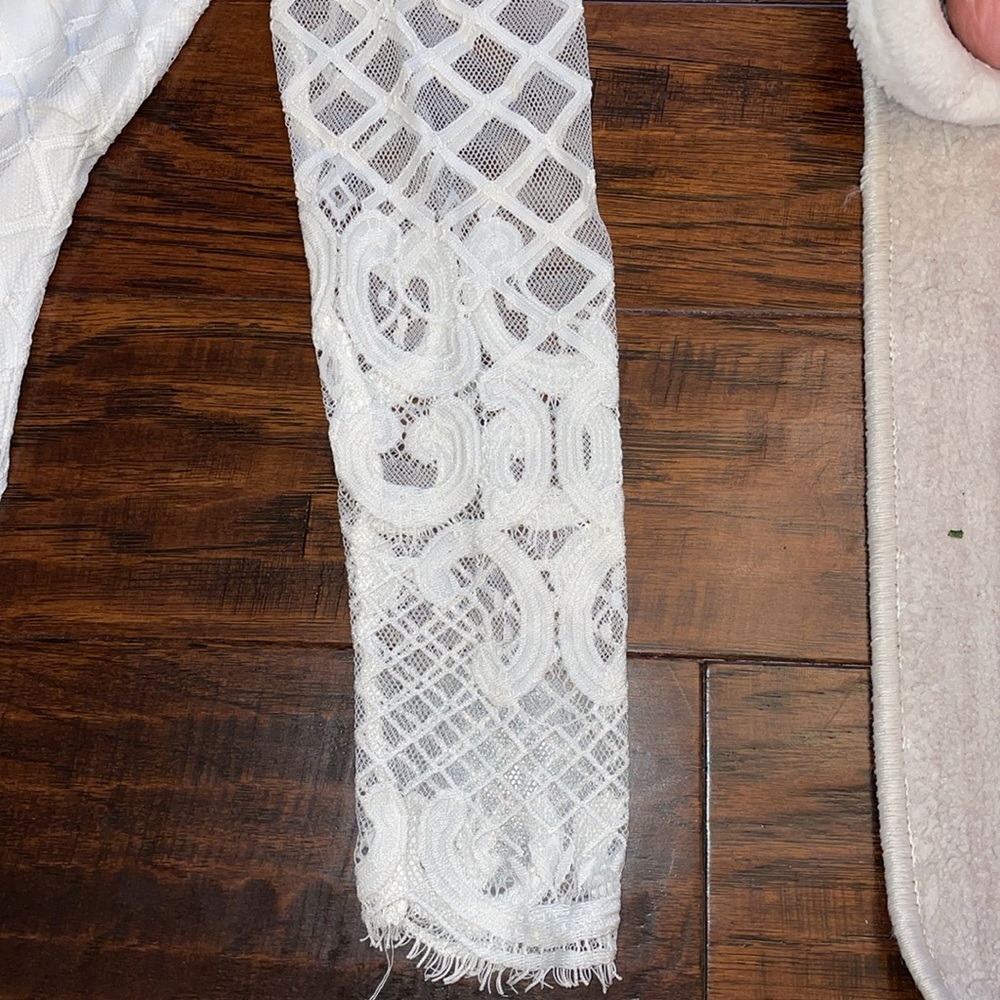 WHITE LACE DRESS - Picture 6 of 6